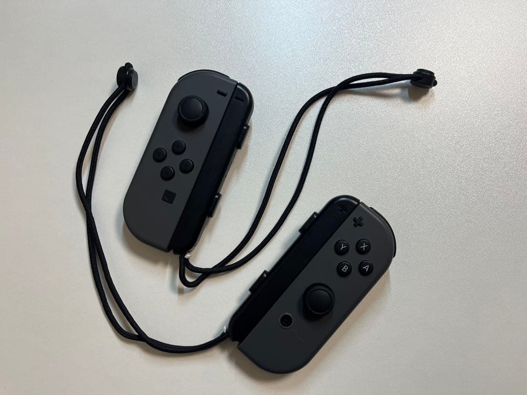 美品Nintendo Switch ブラック 本体 付属品あり 箱無し