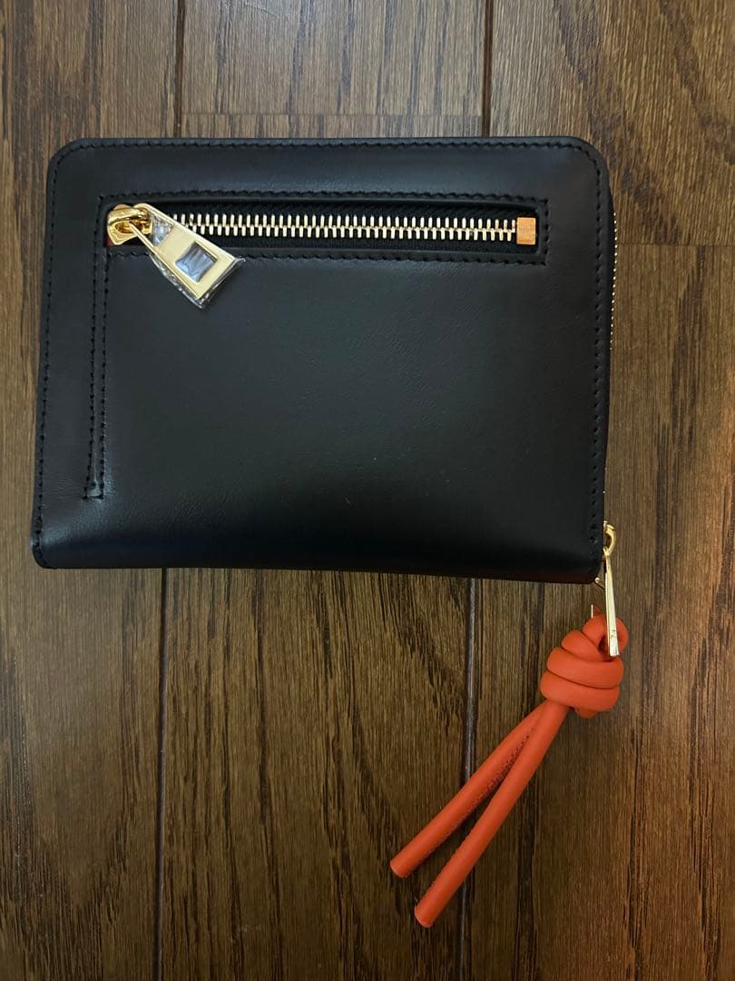 ロエベ 財布 二つ折り ジップアラウンドウォレット黒 新品 人気