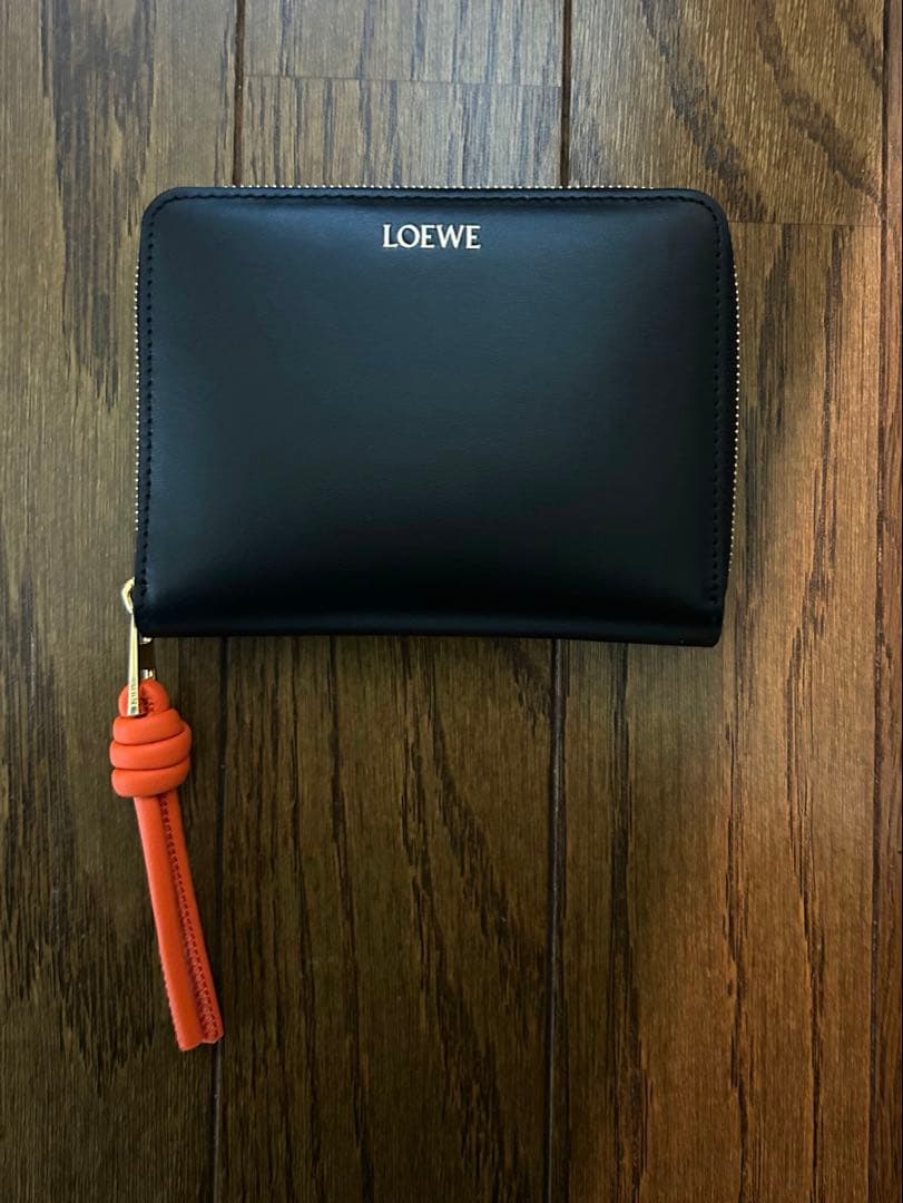 ロエベ 財布 二つ折り ジップアラウンドウォレット黒 新品 人気