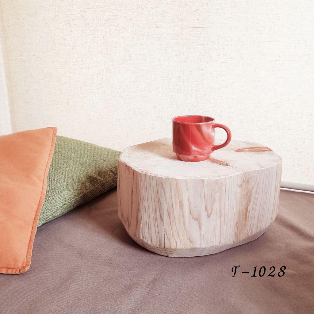 ナチュラルウッドのサイドテーブル 木の温もりと天然アロマの香り 椅子・花台