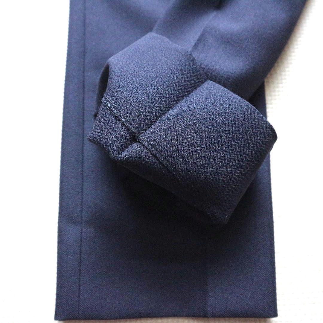 新品同様 150cm 男の子 紺セレモニースーツ上下セット 冠婚葬祭 水色シャツ