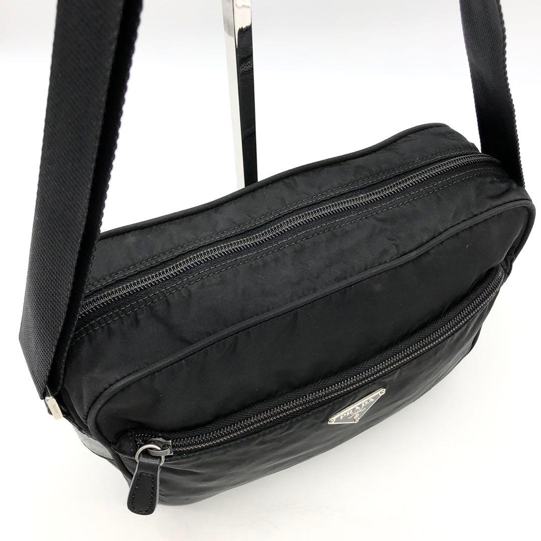 ✨人気✨ プラダ カメラバッグ ショルダーバッグ ナイロン 三角ロゴ ブラック