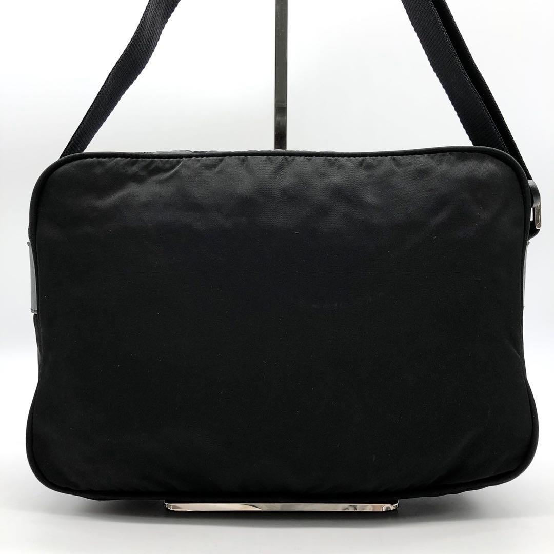 ✨人気✨ プラダ カメラバッグ ショルダーバッグ ナイロン 三角ロゴ ブラック