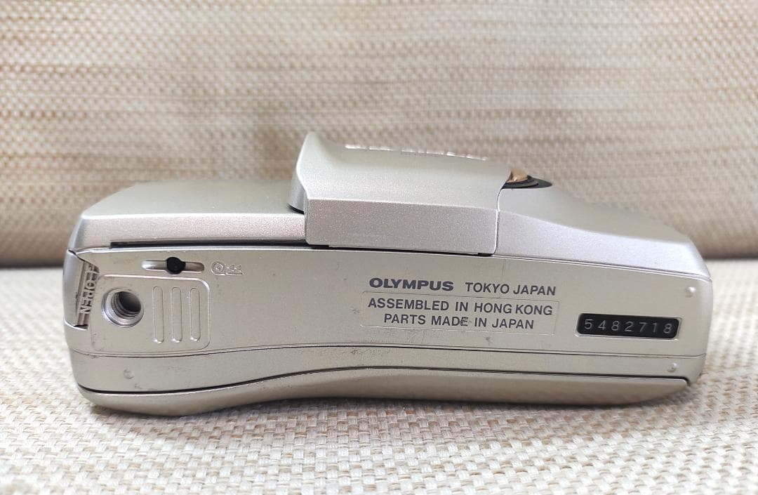 olympusオリンパス μ[mju:] ZOOM 105 DELUXEゴールド