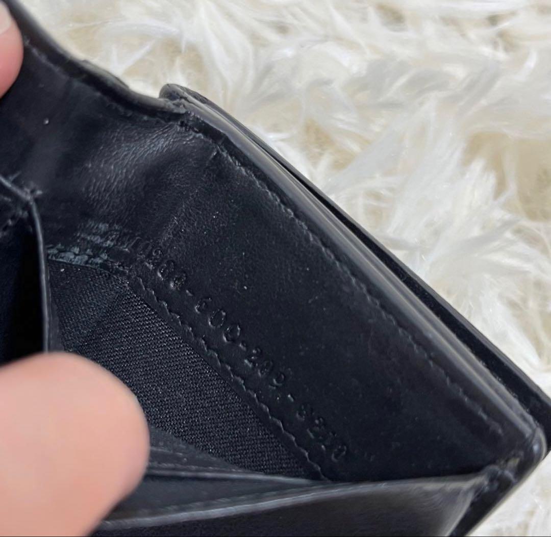 【購入から2日以内発送!】FENDI三つ折り財布