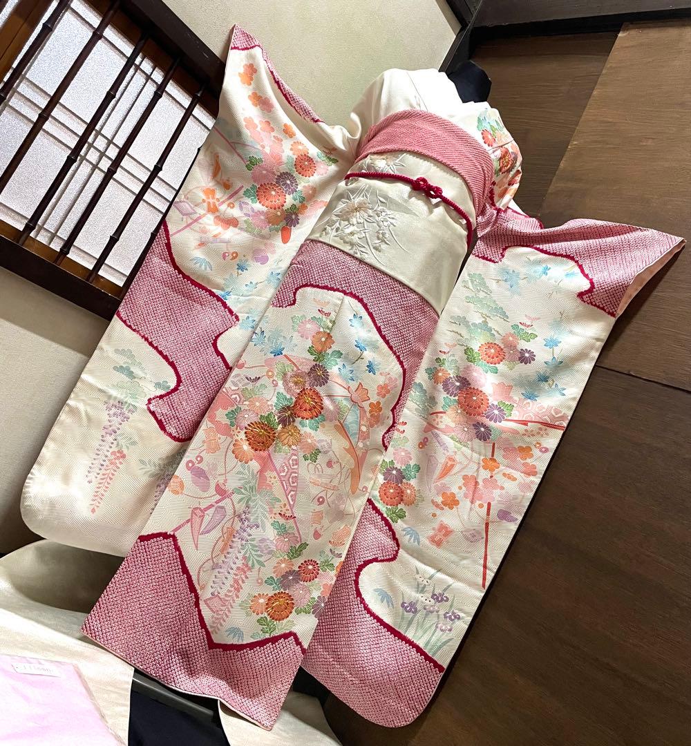 振袖 フルセット6点サイズM〜Ｌ駒刺繍　絞り　宝尽くし花文　金彩　正絹