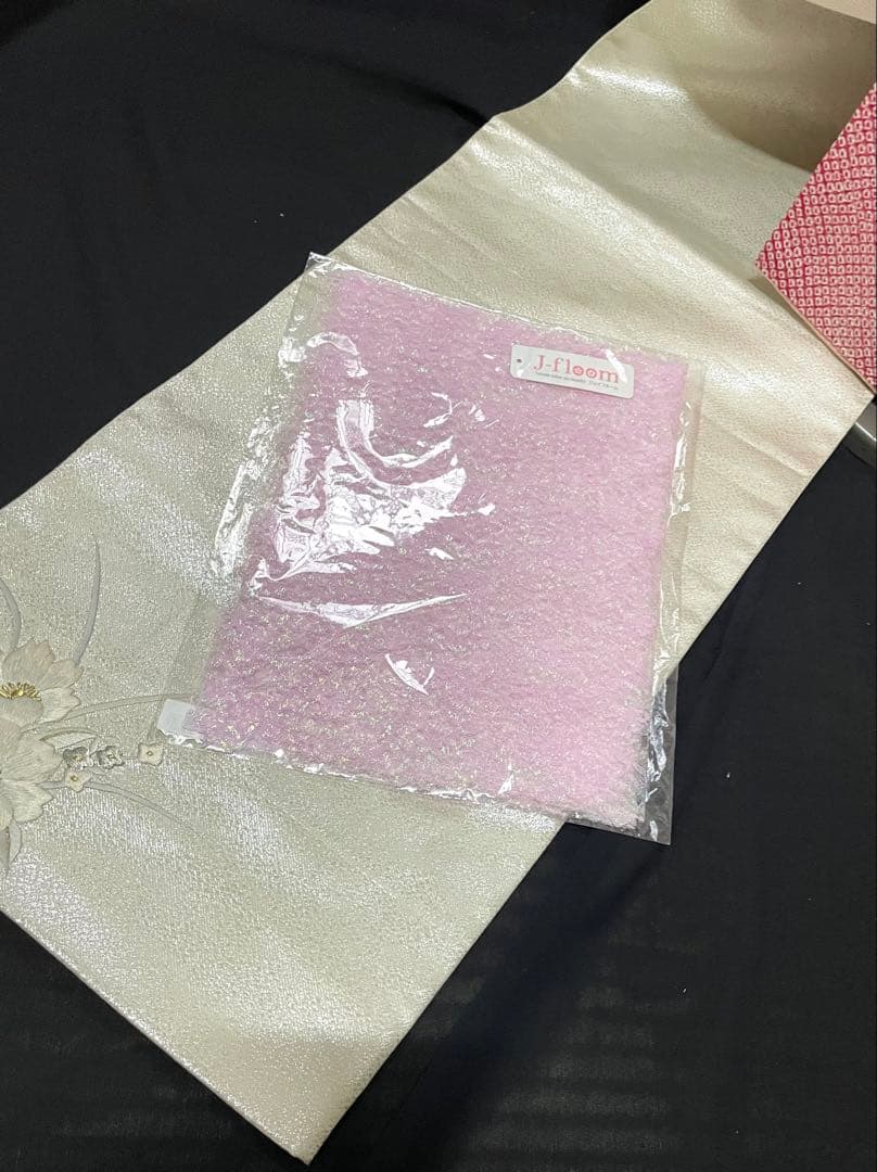 振袖 フルセット6点サイズM〜Ｌ駒刺繍　絞り　宝尽くし花文　金彩　正絹