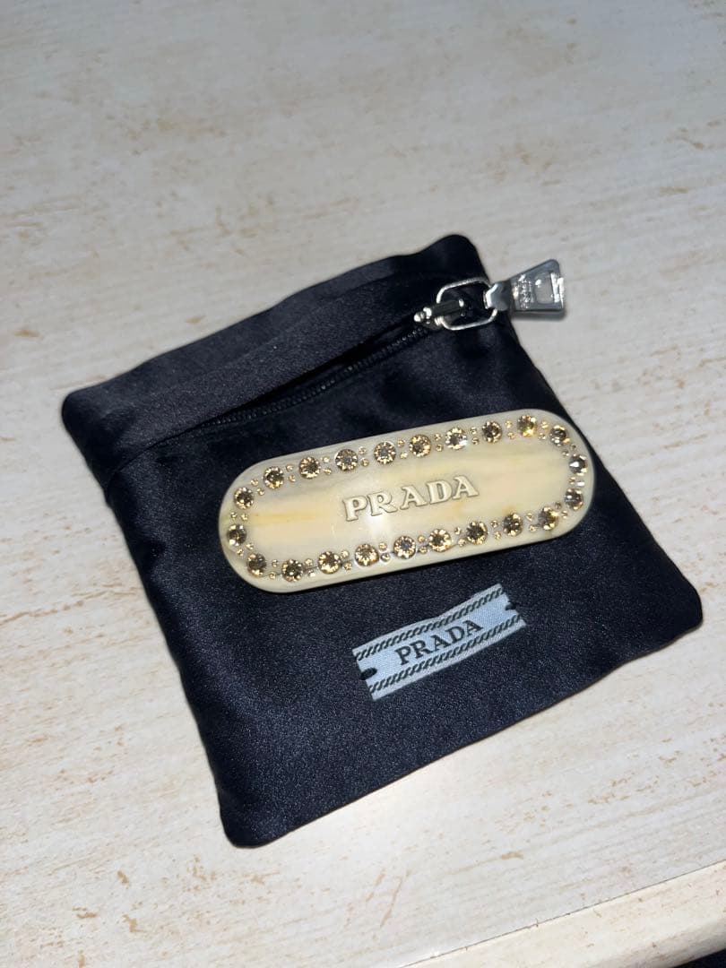 正規品　PRADA プラダ　ヘアクリップ　ヘアバレッタ