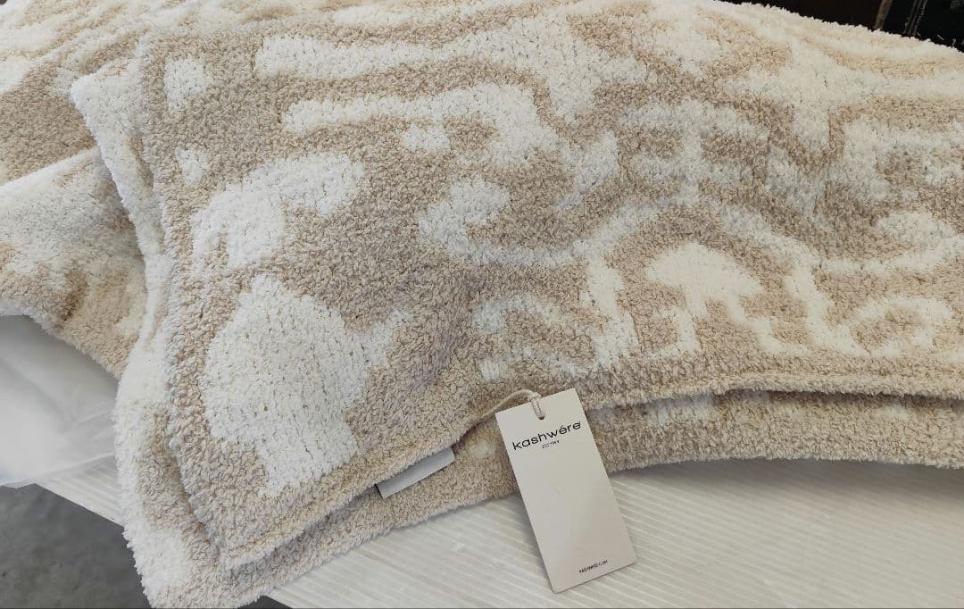 kashwere ブランケットChenilla Cloud™