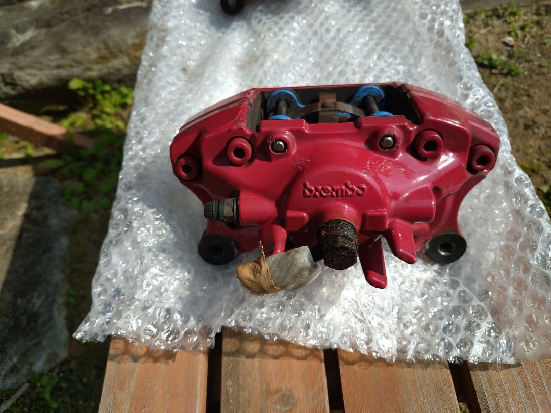 ランエボ8 ブレンボリアブレーキキャリパー