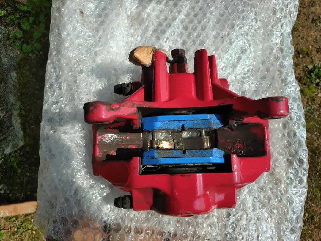 ランエボ8 ブレンボリアブレーキキャリパー