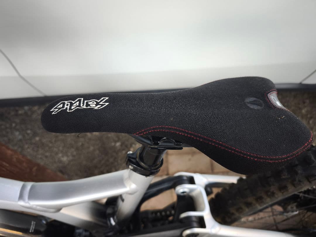 Specialized　Demo8 　Expert サイズS3　2023