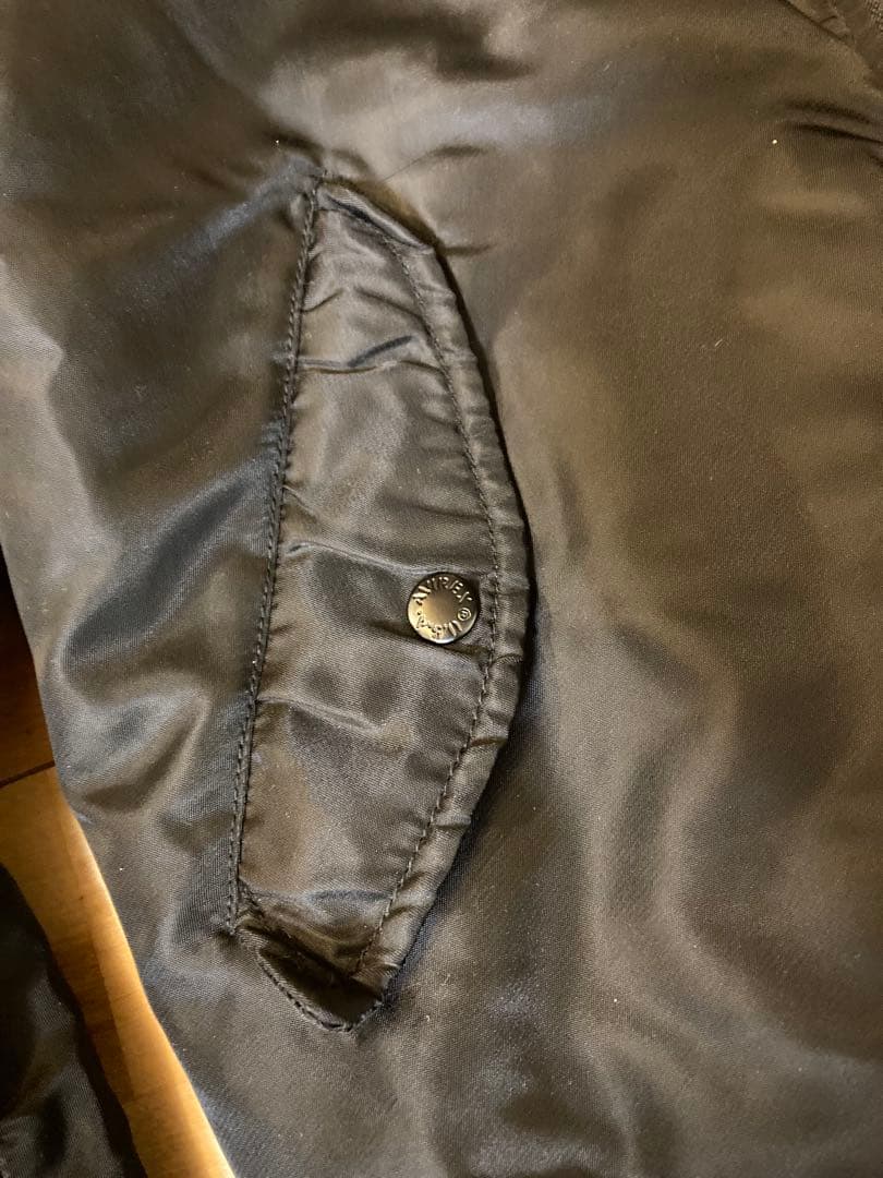 アヴィレックス　リバーシブル　ma-1 ジャケット　ブラック　シルバー　美品