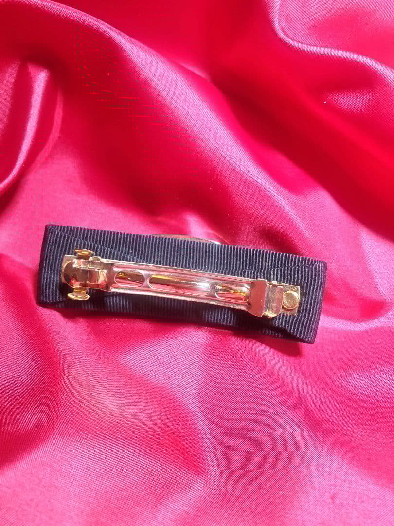 【美品】フェラガモ　バレッタ 　ブラック×ゴールド　ヴァラ