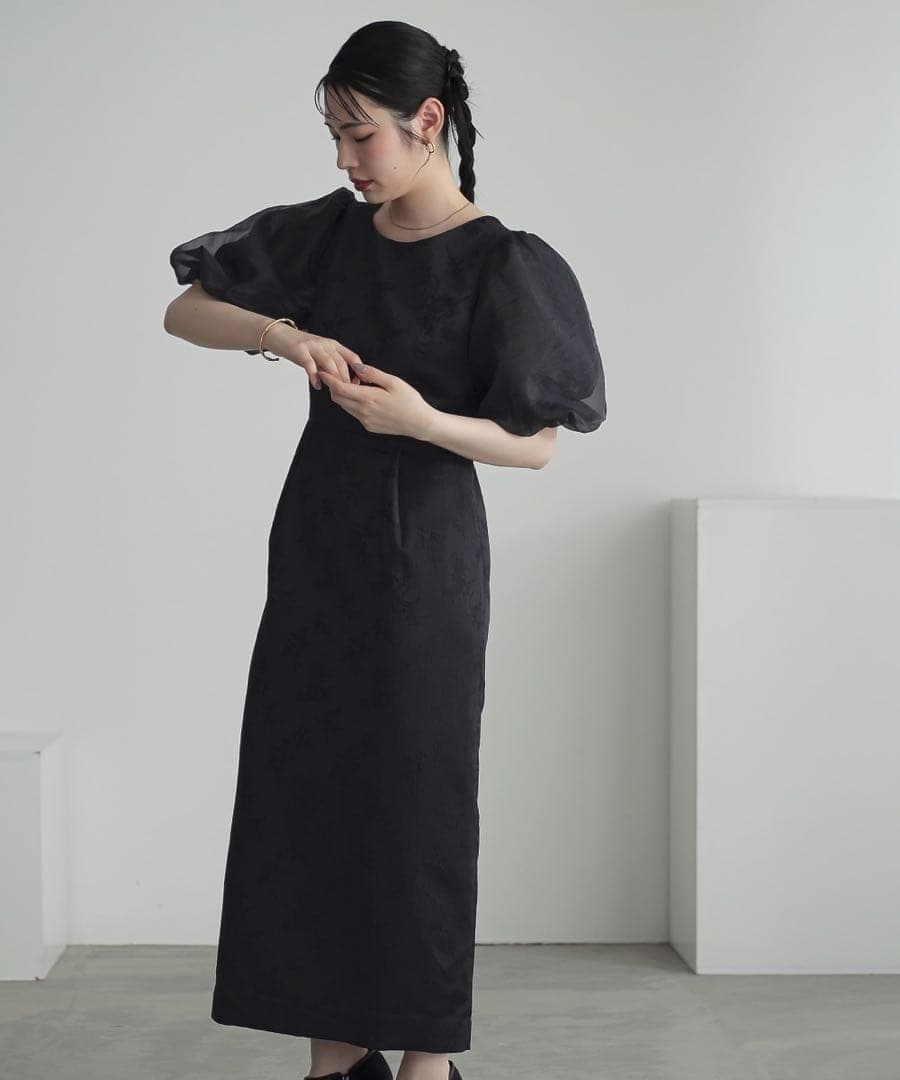 ひまり　Callarus 結婚式　ドレス　ワンピース　同窓会