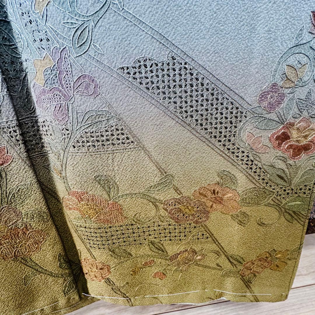 しつけ付き　正絹　袷　訪問着　着物　161裄64　汕頭刺繍　グラデ　黄緑　虹色