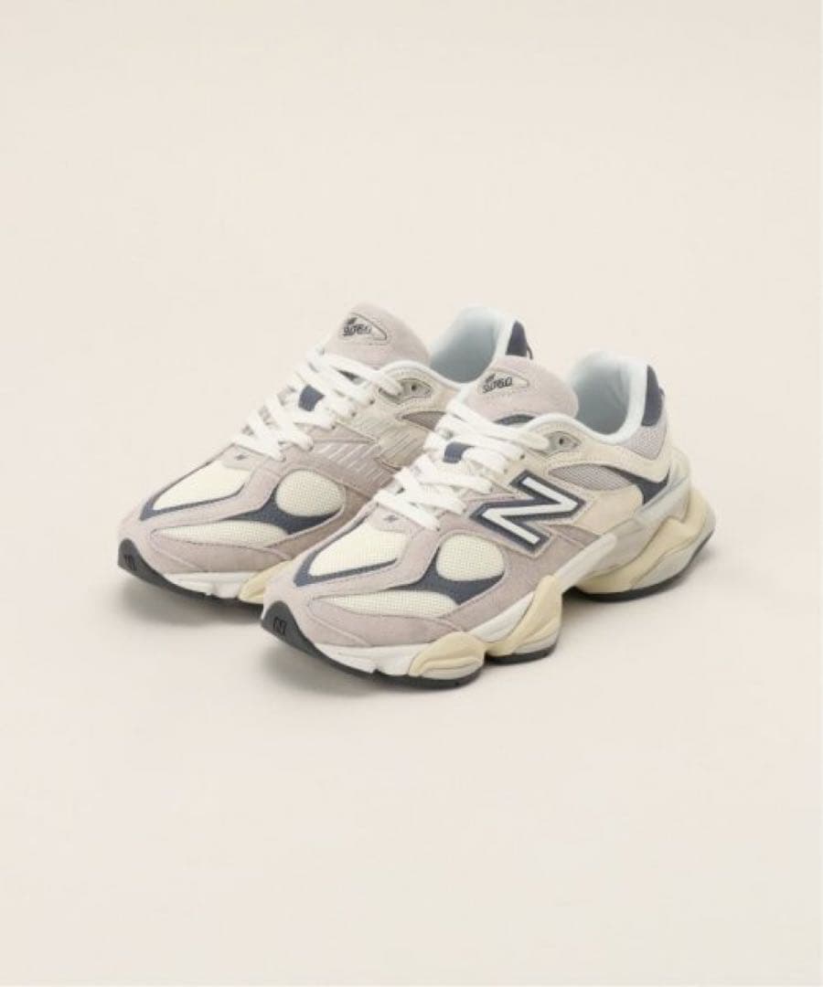 New Balance 9060 ホワイト/ネイビースニーカー