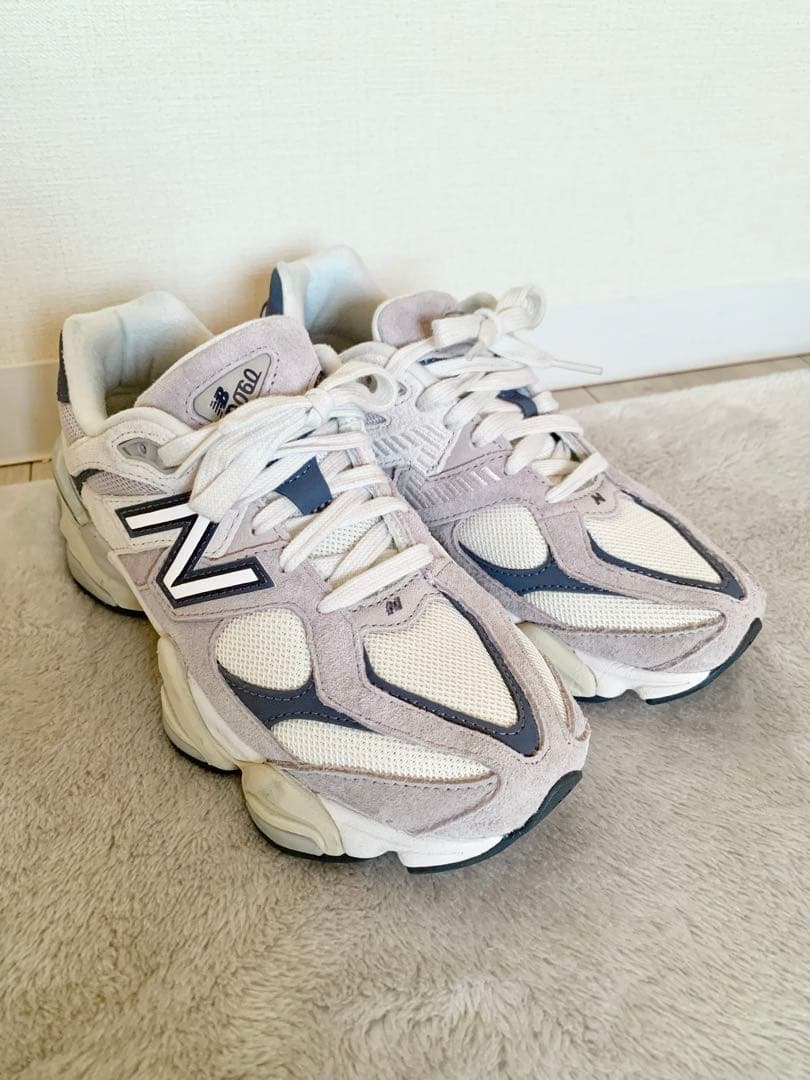 New Balance 9060 ホワイト/ネイビースニーカー