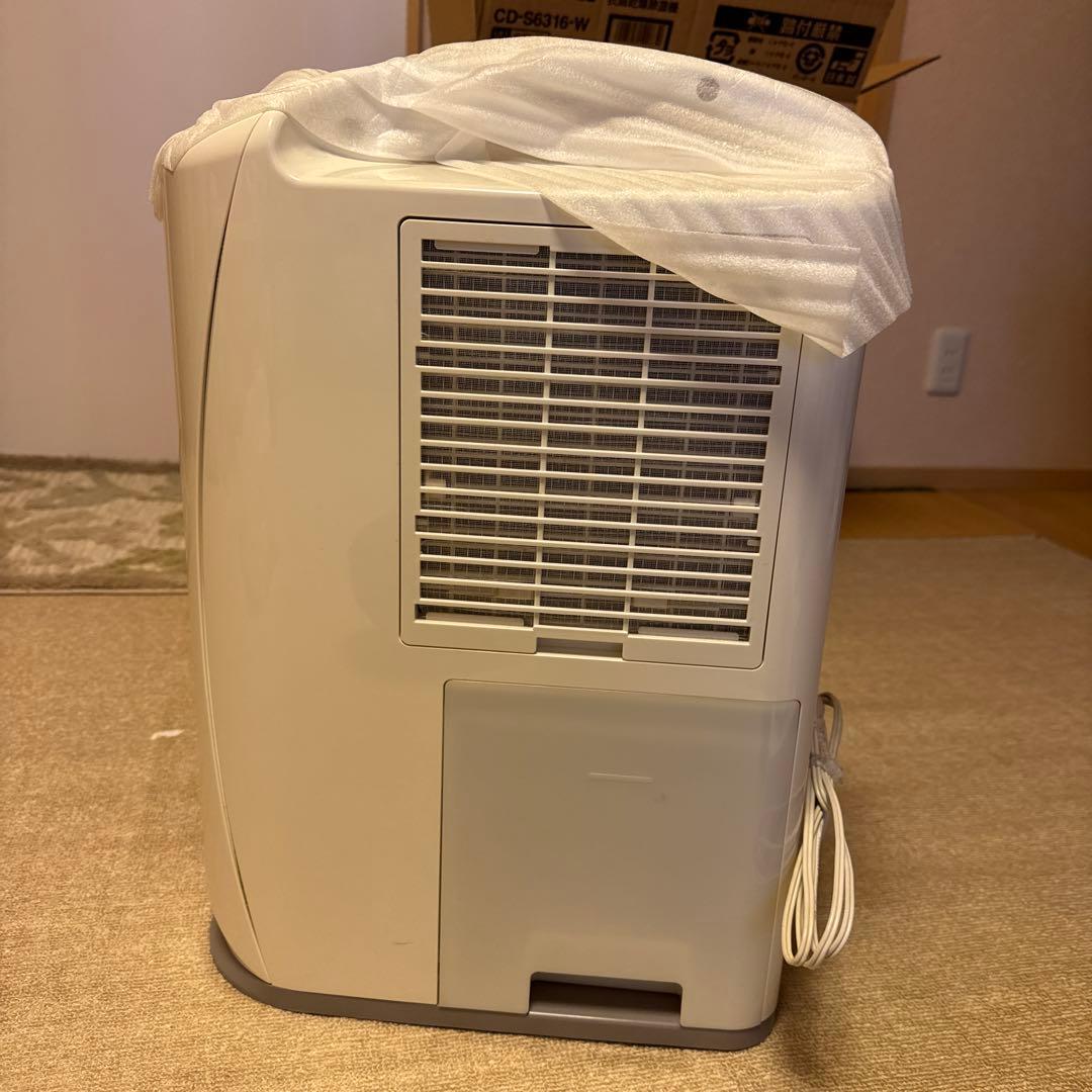 【美品】 CORONA 衣類乾燥除湿機 CD-S6316 除湿機 コロナ