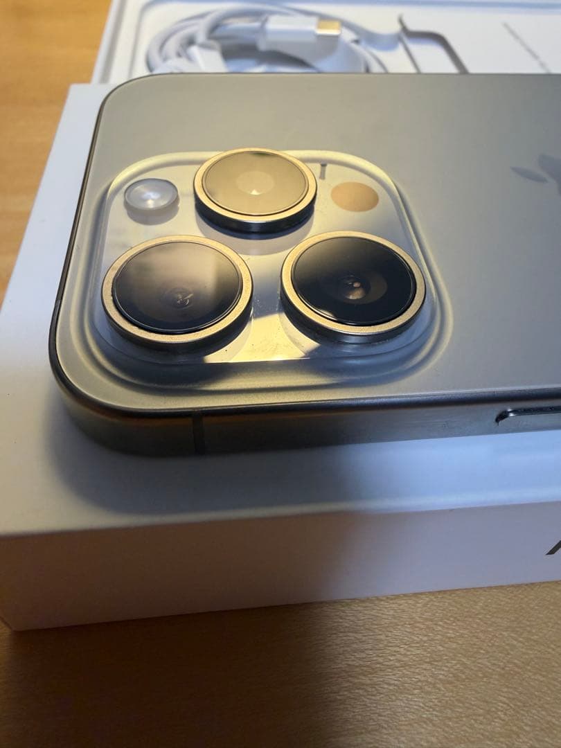 iPhone 15Pro 本体　256gb SIMフリー