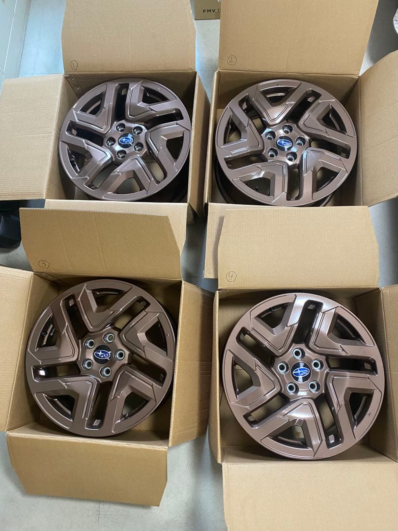 【SL型フォレスター新車外し】ブロンズ18インチ純正ホイール　1本目