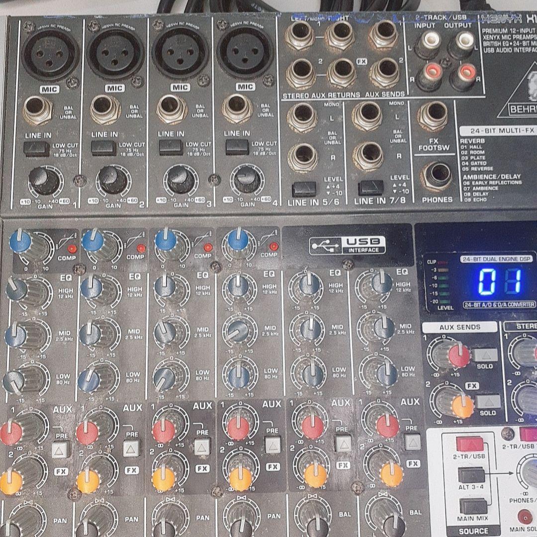 Behringer XENYX X1204USB アナログミキサー動作品