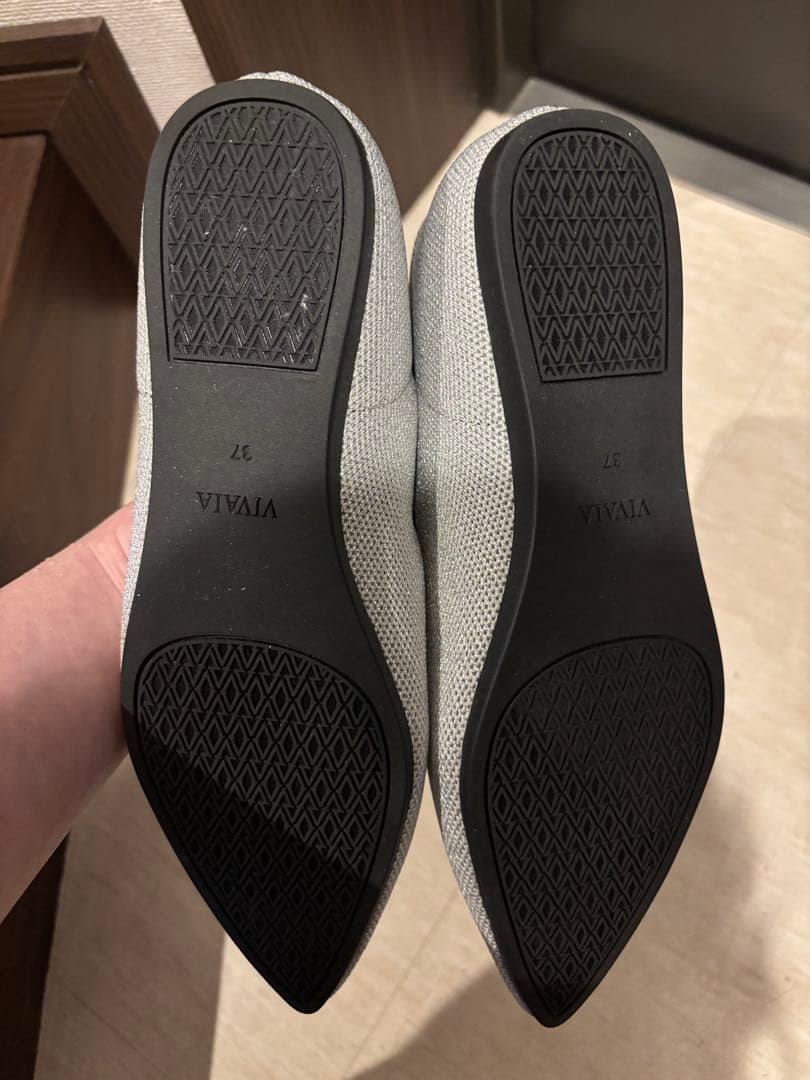 VIVAIA ADDRIANE メタリックダイヤモンド/ブラック 37