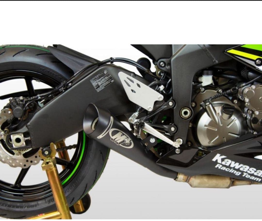 M4 マフラー 取り付け金具付き　zx-6r 中古美品　低距離使用