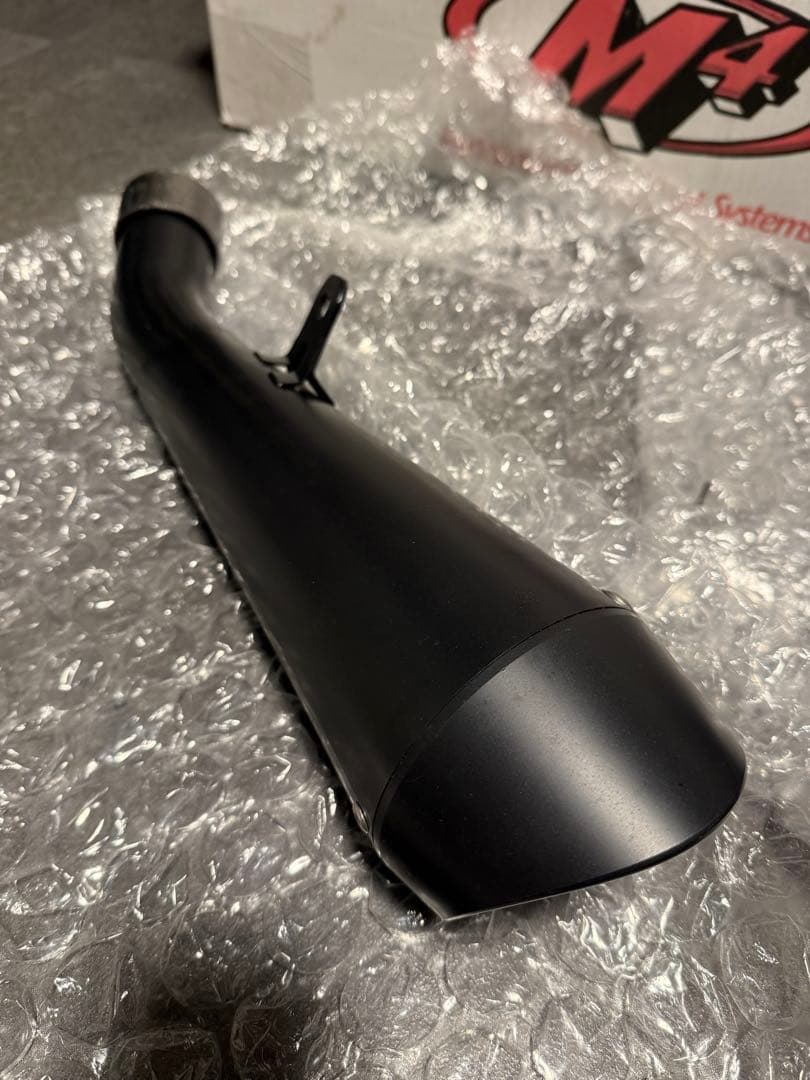 M4 マフラー 取り付け金具付き　zx-6r 中古美品　低距離使用