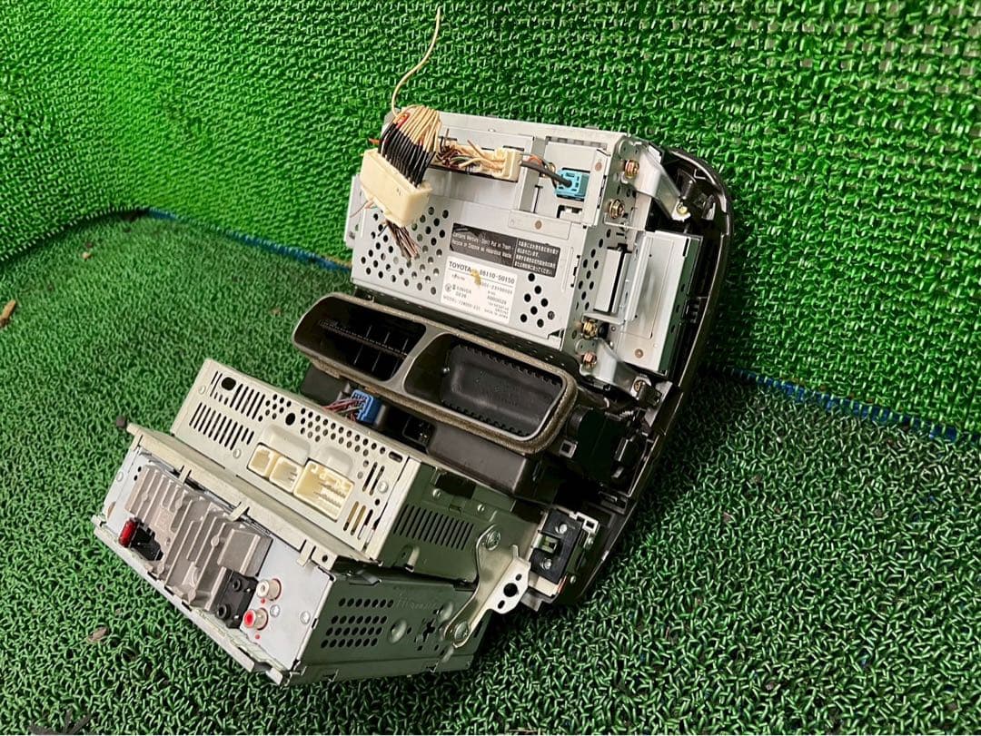 ucf31 セルシオ　30 後期　マルチナビ　ユニット　希少ウッドステッカー付き