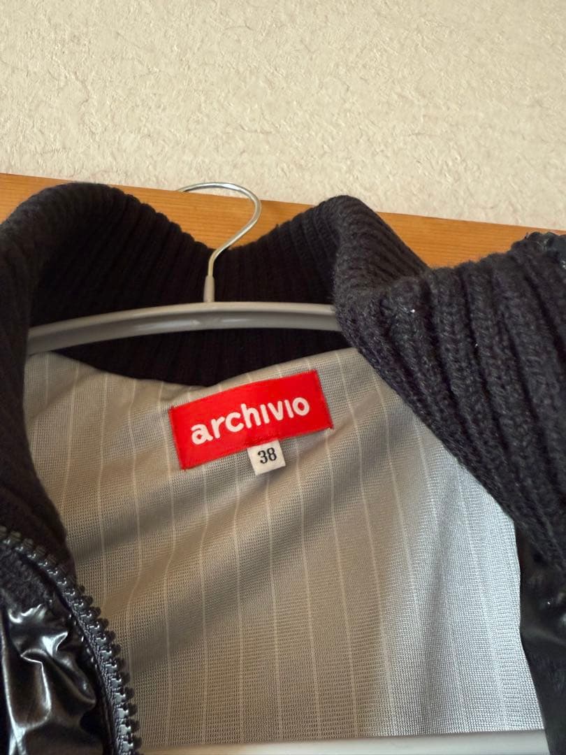 archivio ブラック メタリックキルト保温ベスト