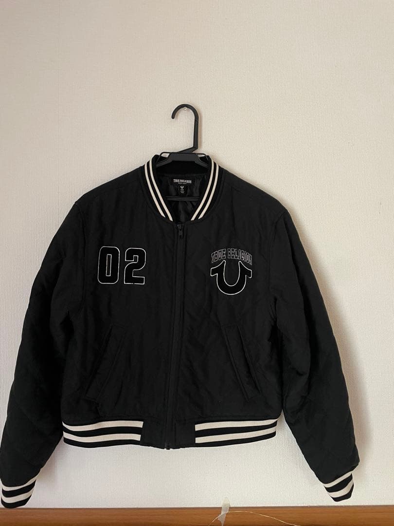 TRUE RELIGION ブラックジャケット 02