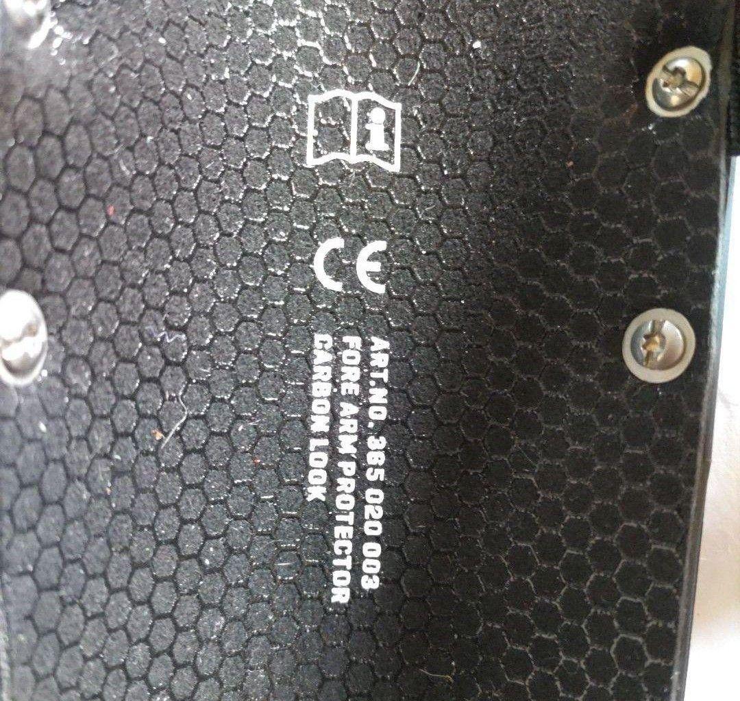 a未使用保管品 LEKI CAROBN柄 ARM PORTECTORアームガード