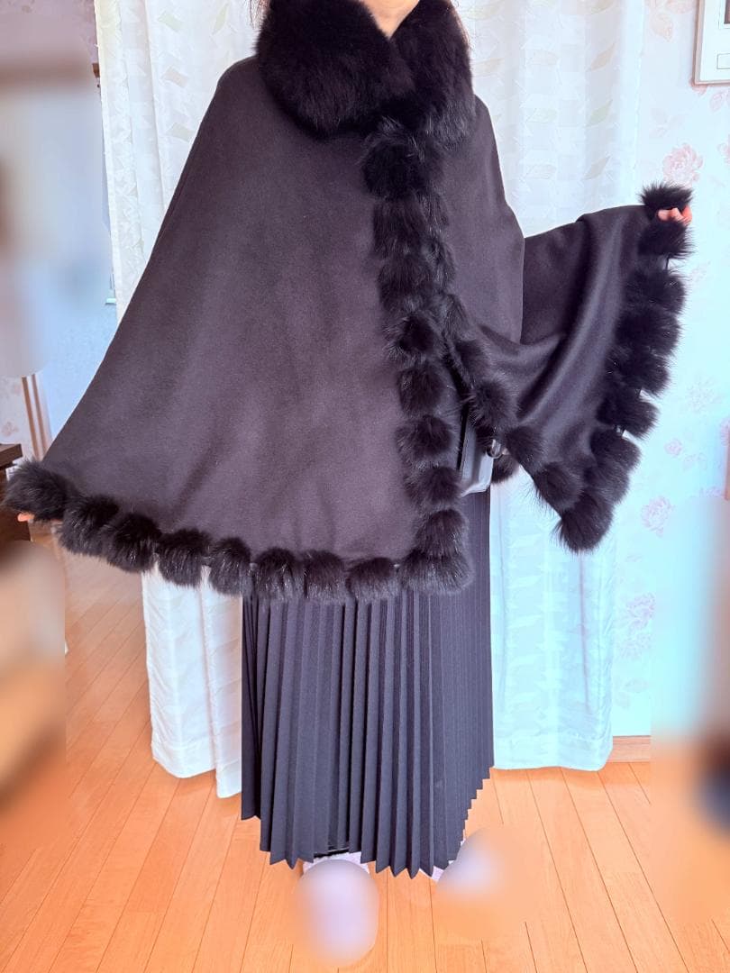 アンゴラ毛皮マント