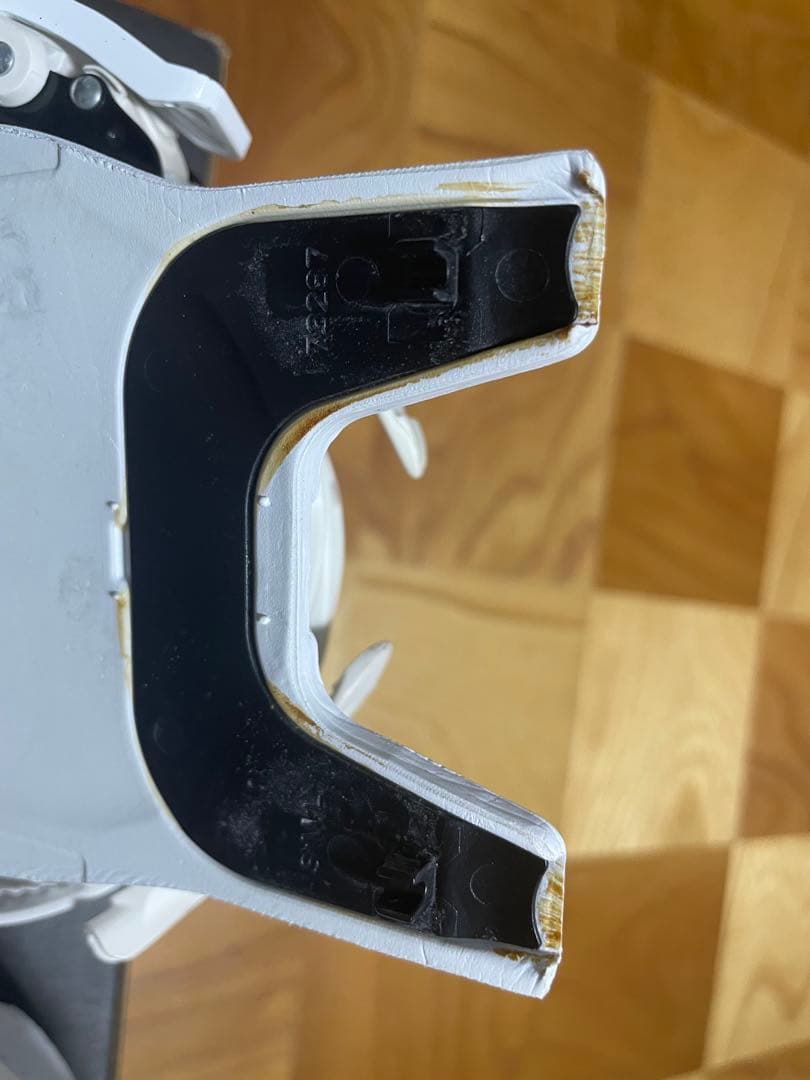 Salomon HOLOGRAM M サイズ