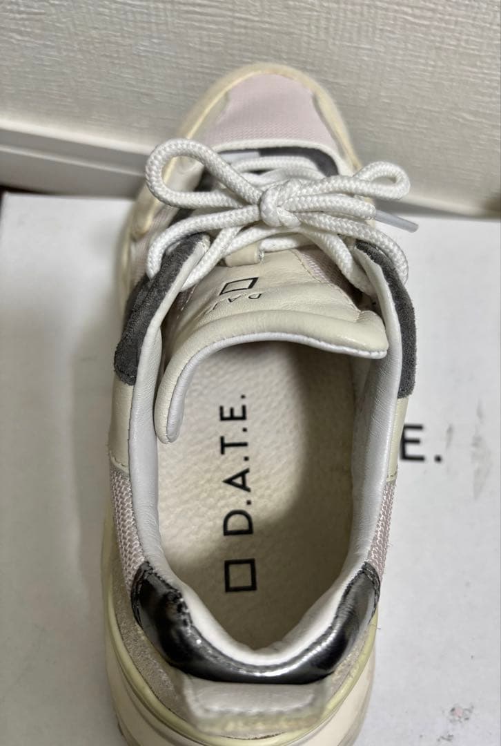 D.A.T.E. FUGA スニーカー　UK4