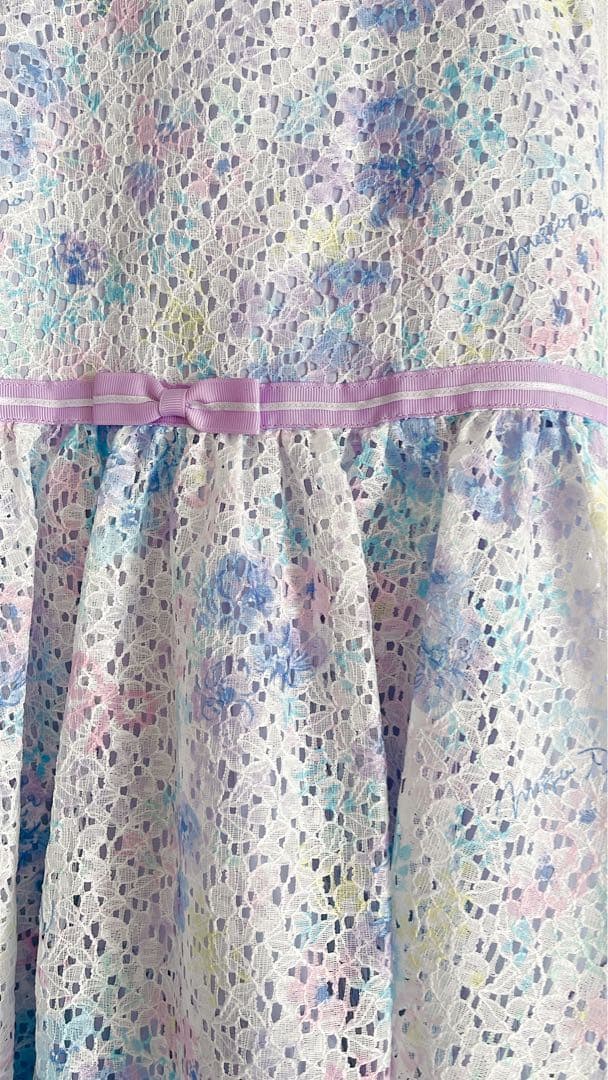 美品！メゾピアノ 花柄プリント　レースワンピース　140