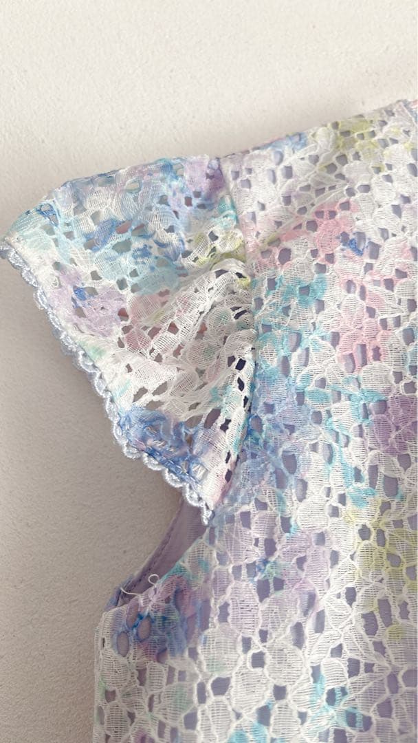 美品！メゾピアノ 花柄プリント　レースワンピース　140