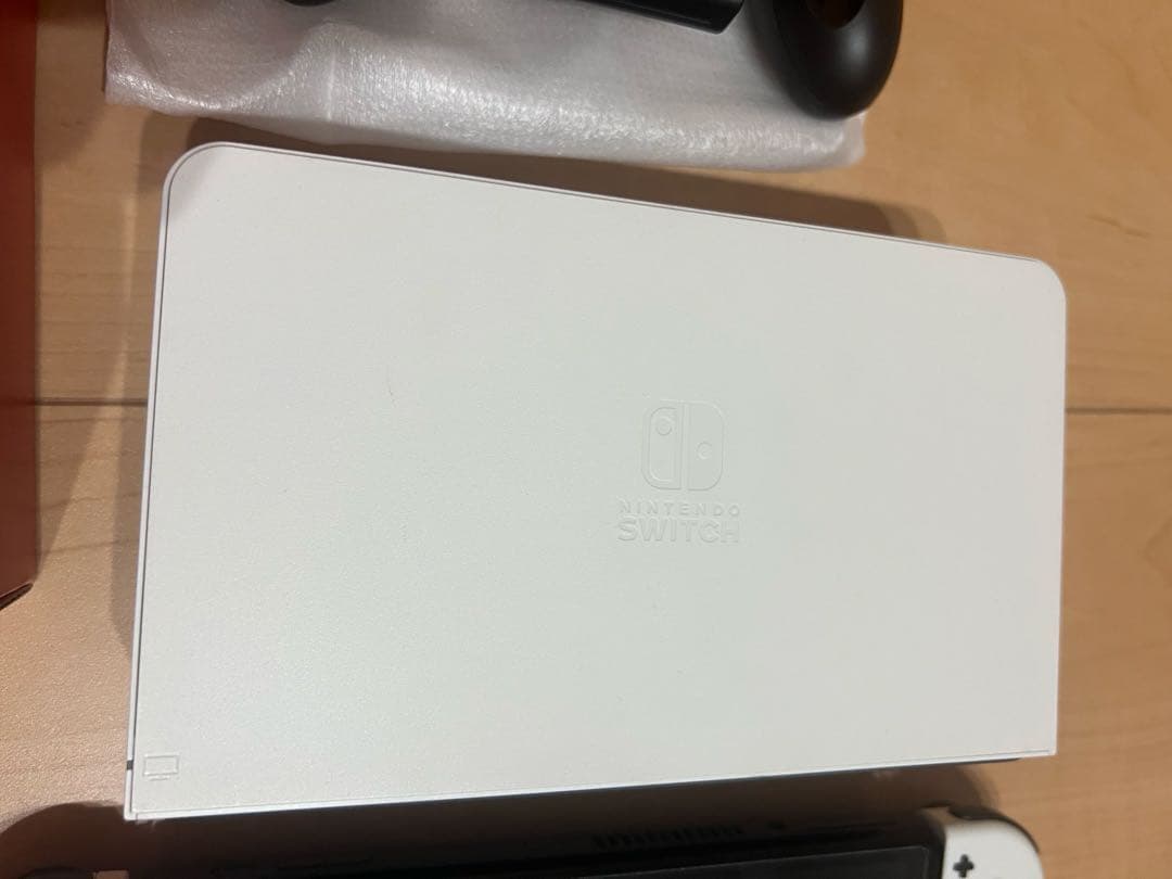 【完品】Nintendo Switch 本体 有機EL・ジョイコン付き