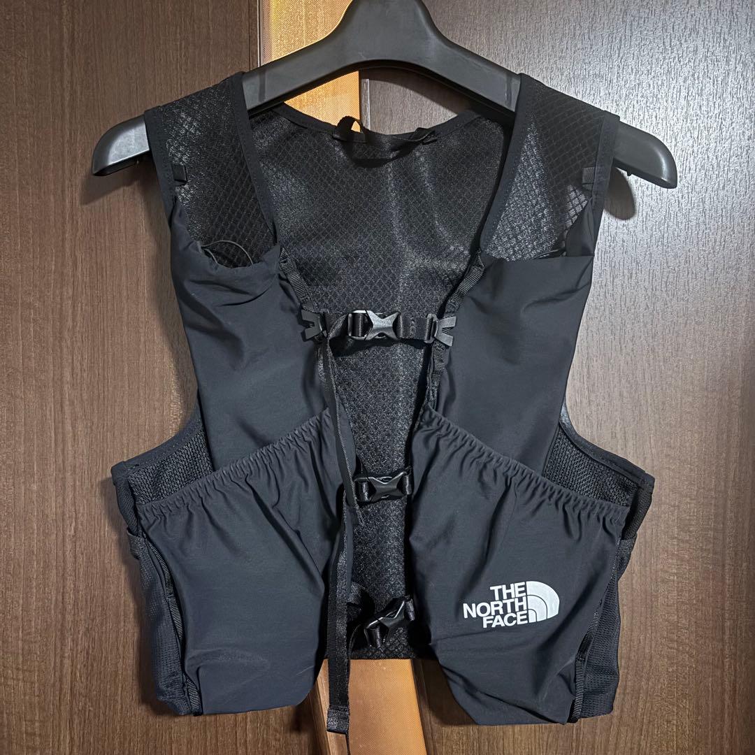 【極美品】THE NORTH FACE (Mサイズ) ランニング用TR ZERO