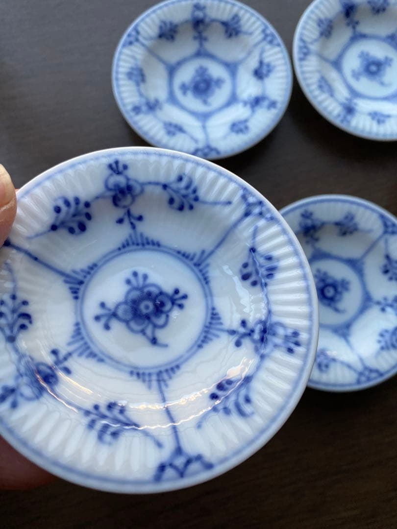 ピ*オ様 ロイヤルコペンハーゲンブルーフルーテッドプレイン1/7 の5枚セット