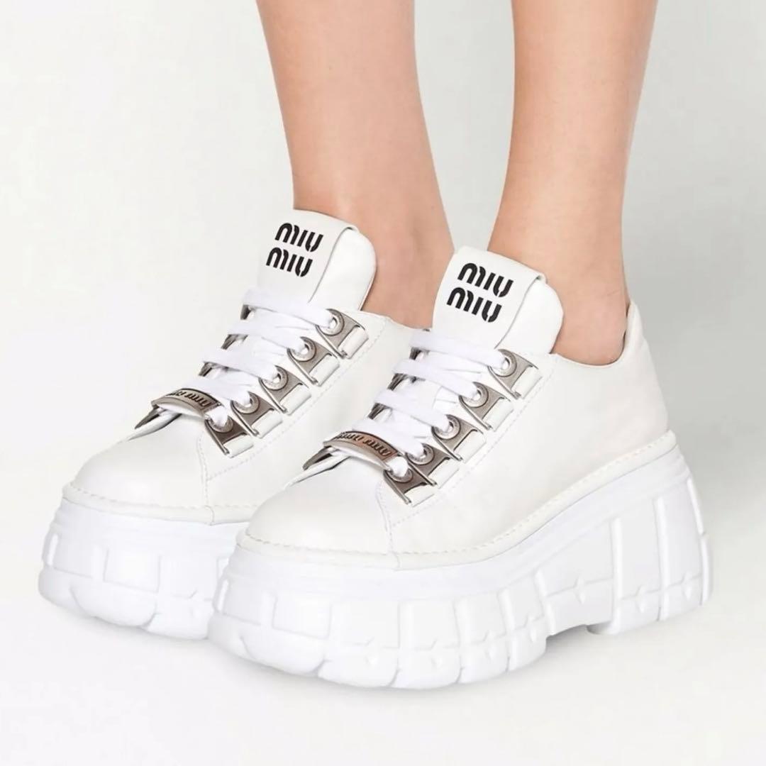 MIUMIU レザーレースアップダービーシューズ 34 2/1