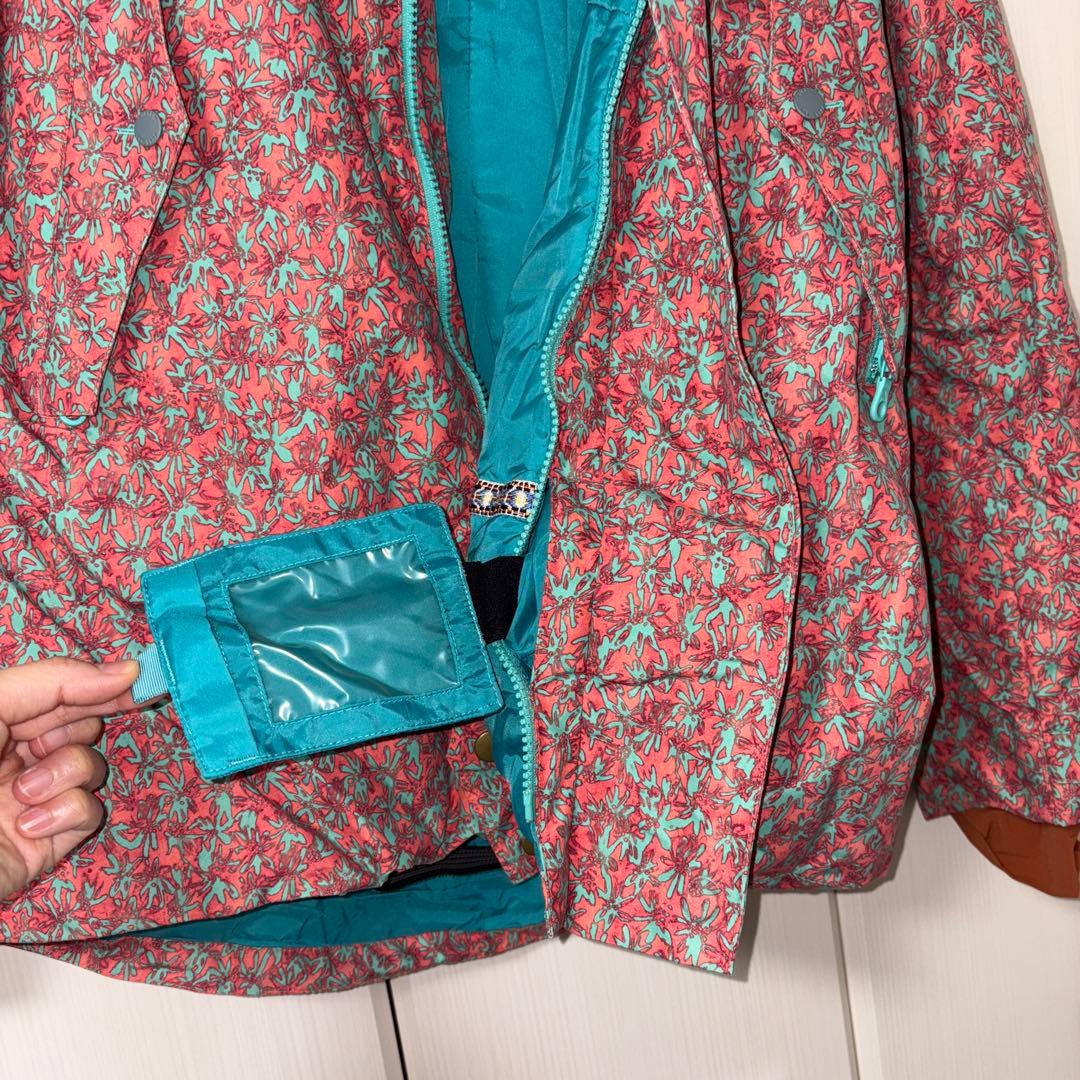 Burtonスノーボードウェア