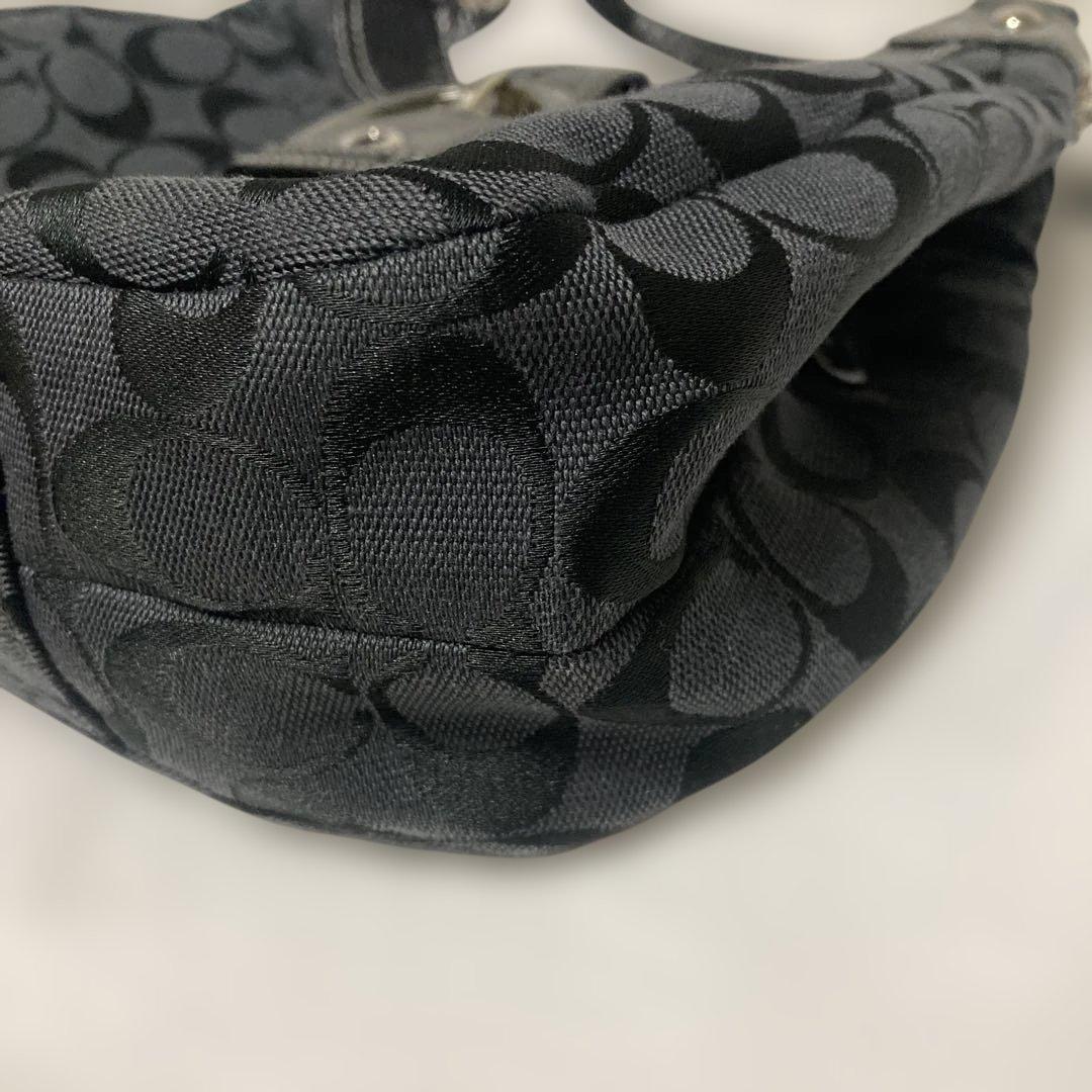 COACH シグネチャーショルダーバッグ　★ソーホー.美品.F17094