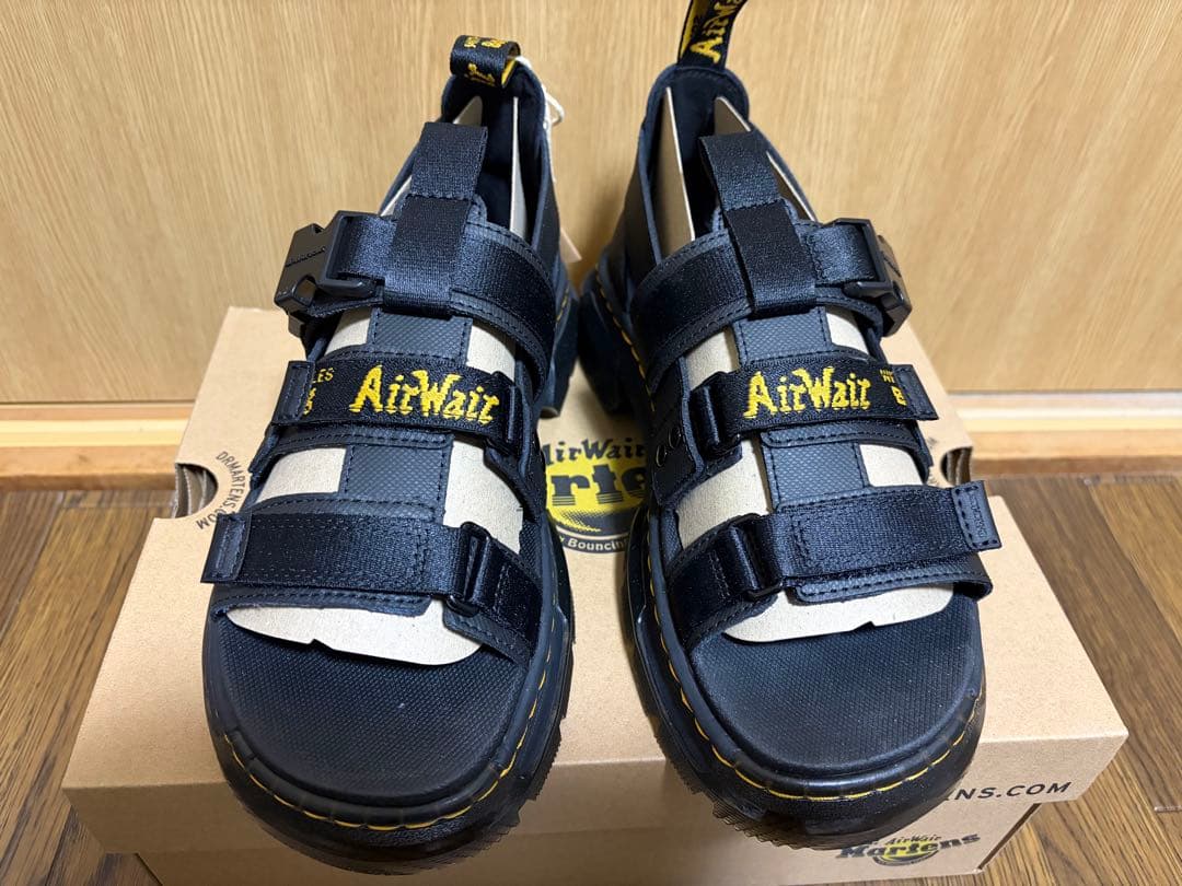 UK7 Dr.Martens PEARSON ドクターマーチン サンダル