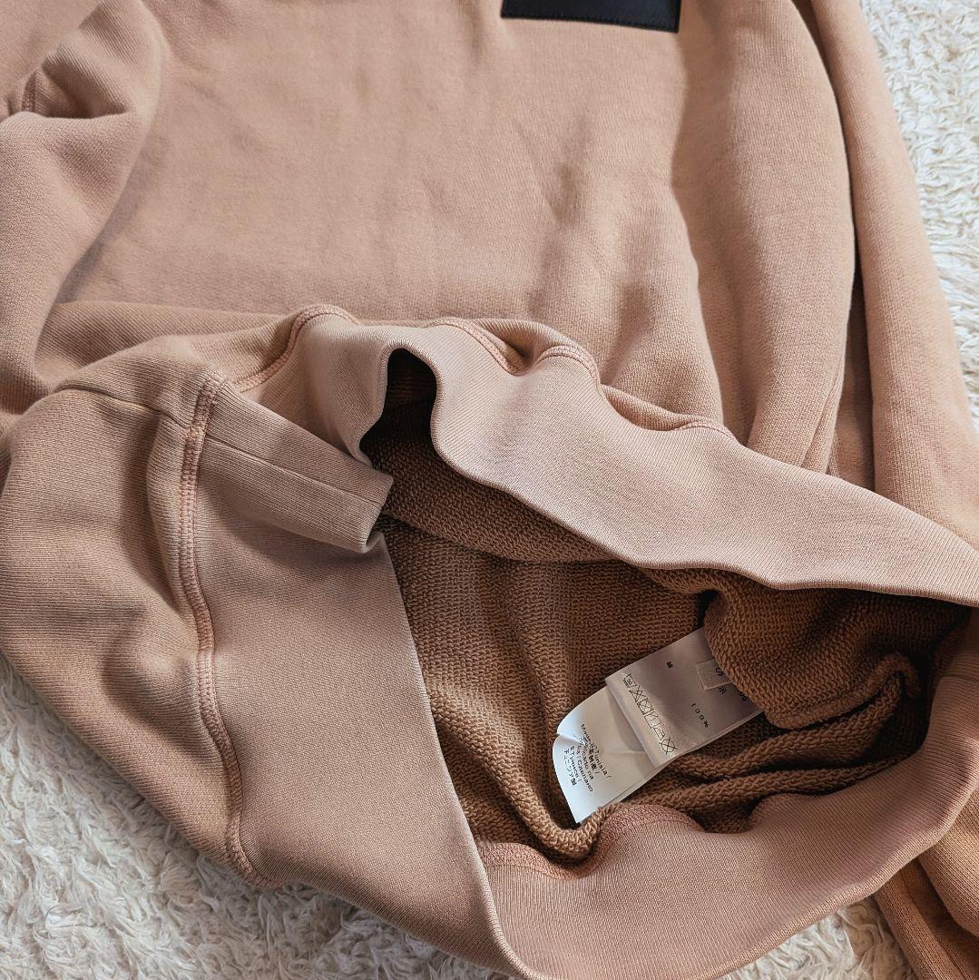 N°21 ピンクベージュ スウェット トレーナー　レザーパッチ　М相当