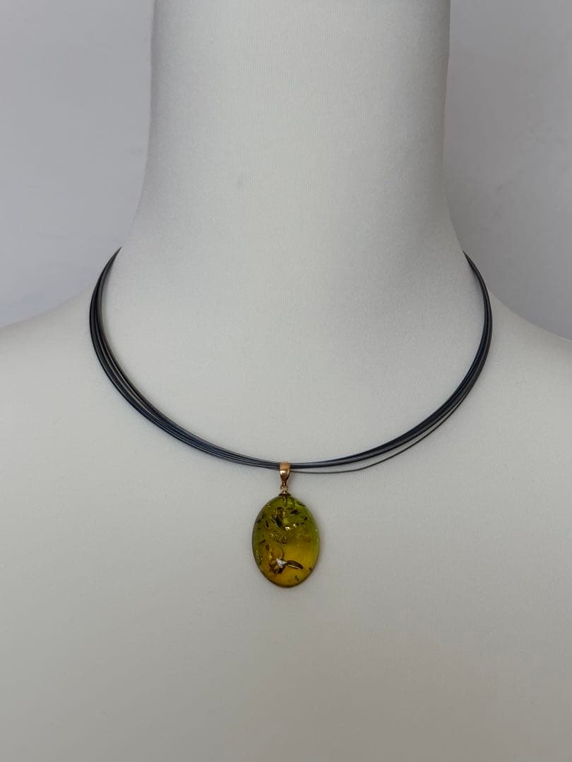 琥珀ペンダントトップ グリーンのグラデーションK18