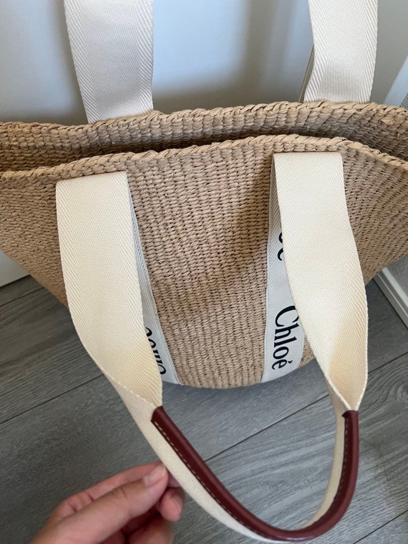 天然繊維を使用したWOODYラージバスケットバッグ