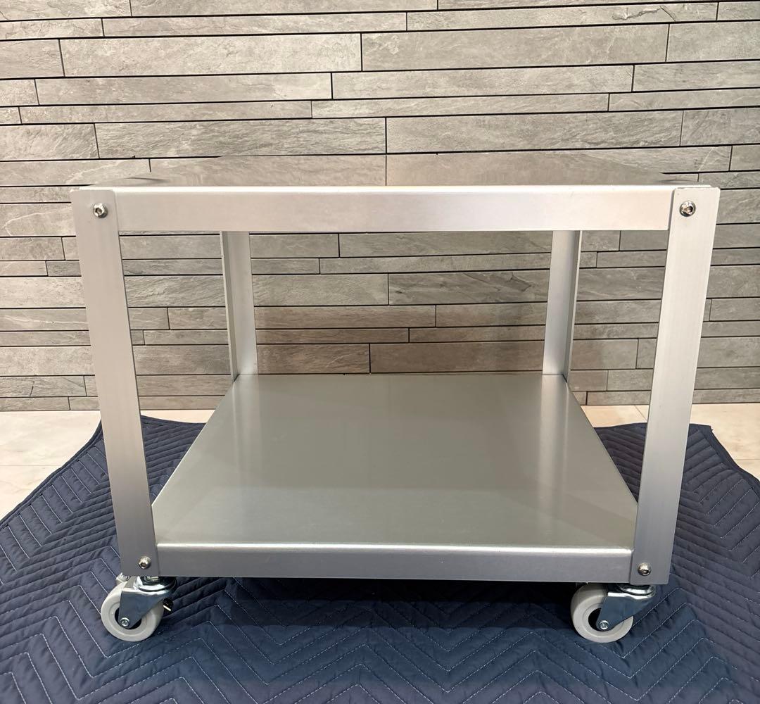 無印良品良品アルミサイドテーブル　435㍉×435㍉高さ370㍉（キャスター含）