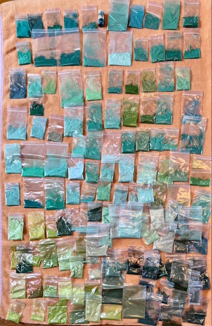 岩絵具（日本画）詰め合わせ8.6キロ